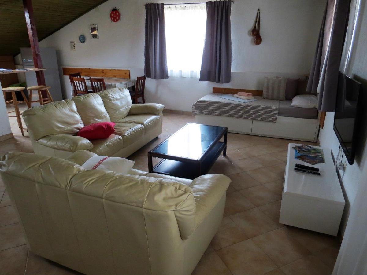 House Elan Apartment Kornic Exterior photo